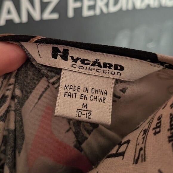 Cyber Y2k NYC Abstract Nygard Graphic Blouse - Picture 3 of 4